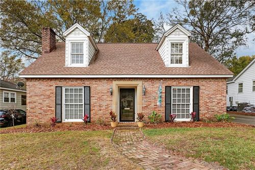 8 Elizabeth Pl, Mobile, AL, 36606-1918 | Card Image