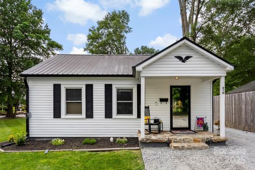 310 S Jacob St, Cherryville, NC, 28021-3328 | Card Image
