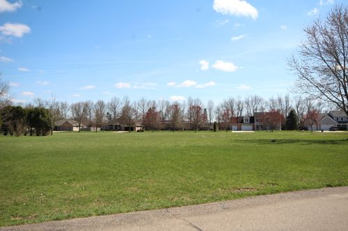 816 Sugar Maple St, Vicksburg, MI, 49097-1509 | Card Image