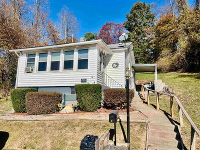 1111 Edgemont Terrace, House other with 2 bedrooms, 1 bathrooms and 2 parking in Fairmont WV | Image 1