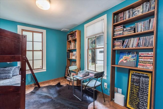 1713 S 5 Th St, House other with 2 bedrooms, 1 bathrooms and 2 parking in Austin TX | Image 15