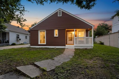 5020 Pershing St, Dallas, TX, 75206-6520 | Card Image