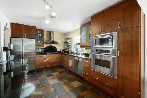 2041 Tompkins Cres, North Vancouver, BC, V7H2C9 | Card Image