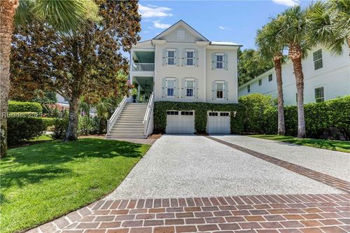 52 Crosswinds Dr, Hilton Head Island, SC, 29926-2362 | Card Image