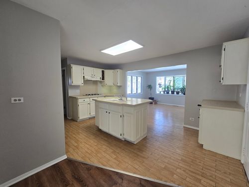 25151 W Lincoln Dr, Lake Villa, IL, 60046-7354 | Card Image