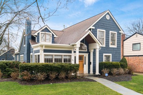 386 Northview Dr, Bexley, OH, 43209-1047 | Card Image