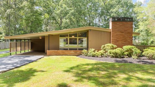 903 Bragg Cir, Tullahoma, TN, 37388-2811 | Card Image