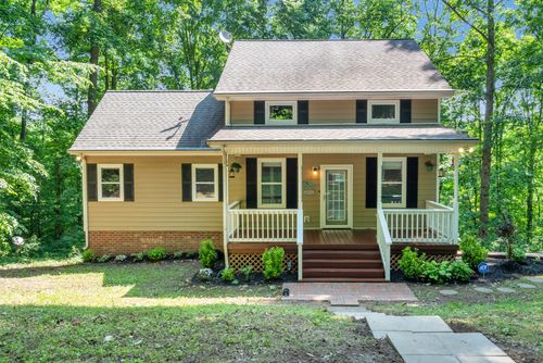 1221 Turnbull Rd, White Bluff, TN, 37187-4805 | Card Image