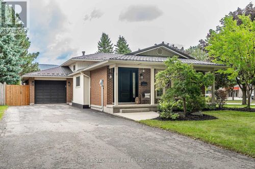 8 Murray Hill Rd, Stratford, ON, N5A7J8 | Card Image