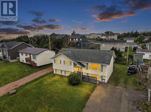 6 Harbourview Ave, Heart's Desire, NL, A0B1A0 | Card Image