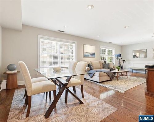 211 3rd Street, Hoboken, NJ, 07030 | Card Image