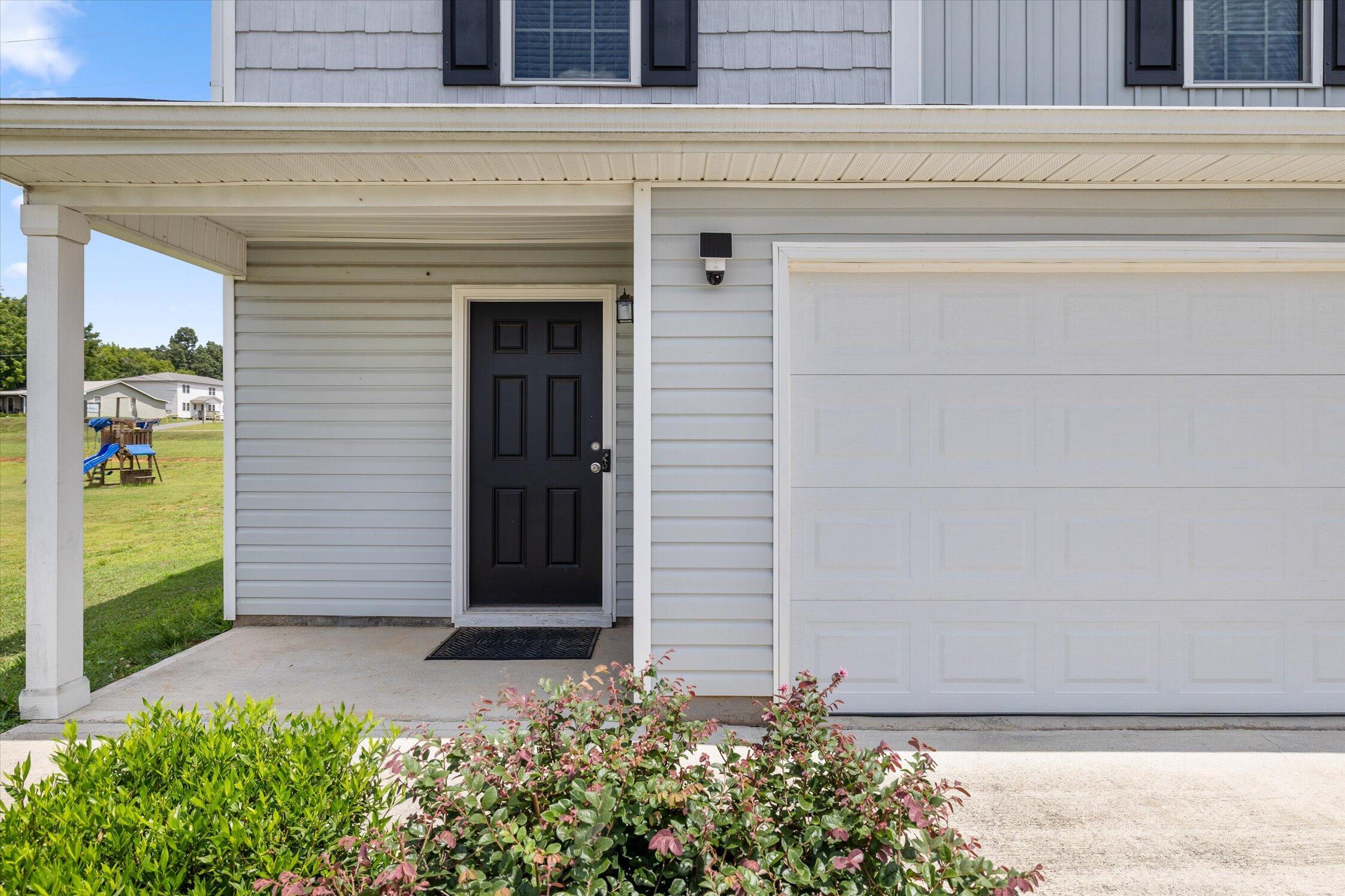 Residential in Chatsworth 3