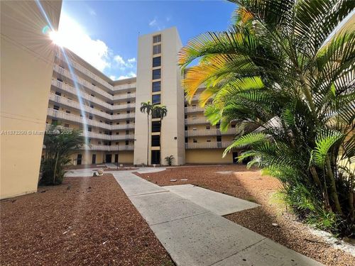 apt-704-15600 7th Ave, Miami, FL, 33169-6228 | Card Image