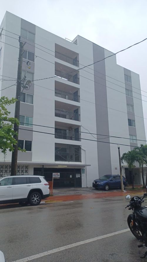 apt-2c-8001 Crespi Blvd, Miami Beach, FL, 33141-1515 | Card Image