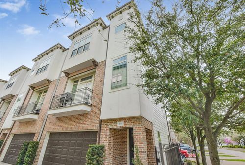 e-1040 W 26th St, Houston, TX, 77008-2384 | Card Image