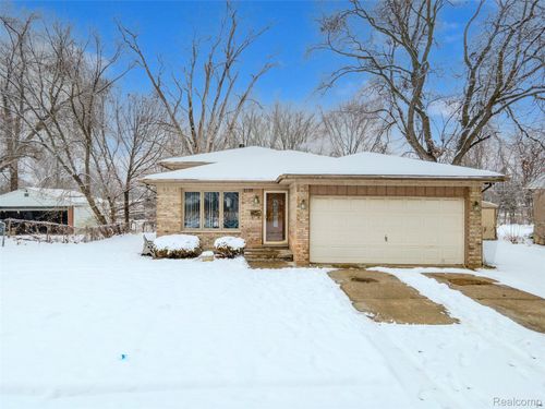 26430 Penn St, Inkster, MI, 48141-2643 | Card Image