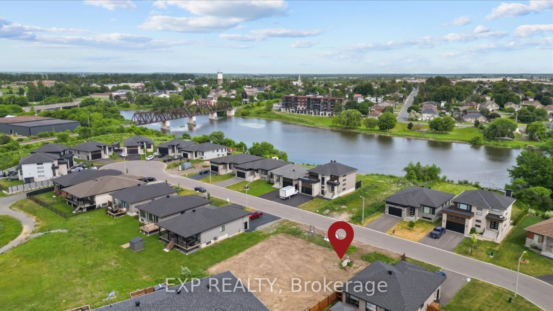 Residential in Casselman 3