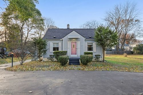 406 S Cleveland Ave, Mogadore, OH, 44260-2202 | Card Image