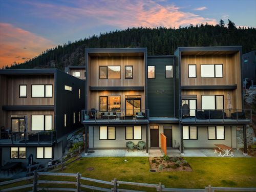 39249 Stellar Dr, Squamish, BC, V8B1G2 | Card Image