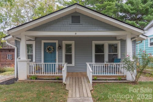 23 Jarrett St, Asheville, NC, 28806-3440 | Card Image
