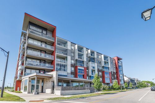 601-2 Adam Sellers St, Markham, ON, L6B1P2 | Card Image