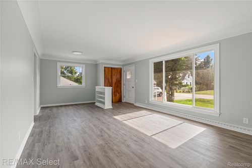 1413 Martha Ave, Burton, MI, 48509-2140 | Card Image