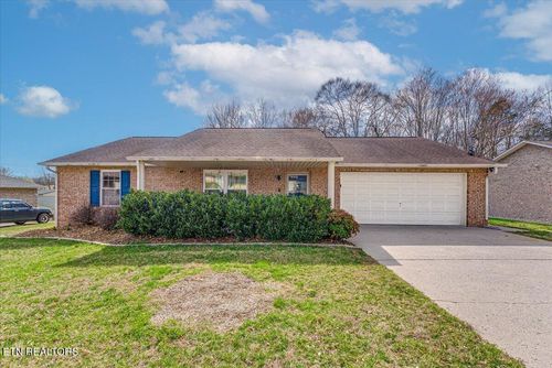 8143 Florence Gardens Rd, Knoxville, TN, 37938-2977 | Card Image