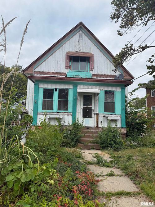 1913 W Laura Ave, West Peoria, IL, 61604-5141 | Card Image