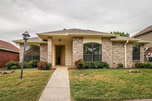 2109 Lavender Ln, Flower Mound, TX, 75028-7213 | Card Image