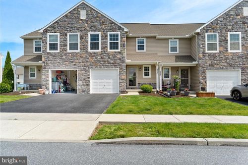 537 Brookwood Dr, PALMYRA, PA, 17078-8766 | Card Image