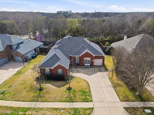 1012 Wedgewood Dr, Mansfield, TX, 76063-2804 | Card Image