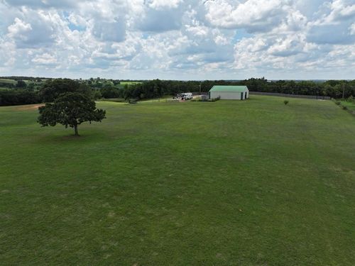 18850 E Simmons Rd, Luther, OK, 73054 | Card Image