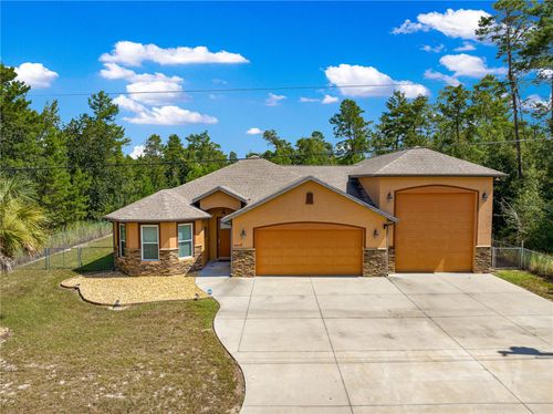3 Bay Ln, Ocklawaha, FL, 32179-5625 | Card Image