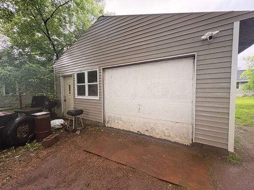 1002 Cora Ave, Rice Lake, WI, 54868-2652 | Card Image