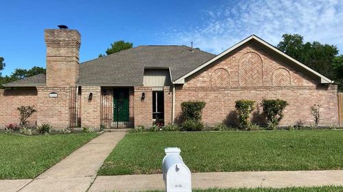 9126 Devoncroft Dr, Houston, TX, 77031-3403 | Card Image