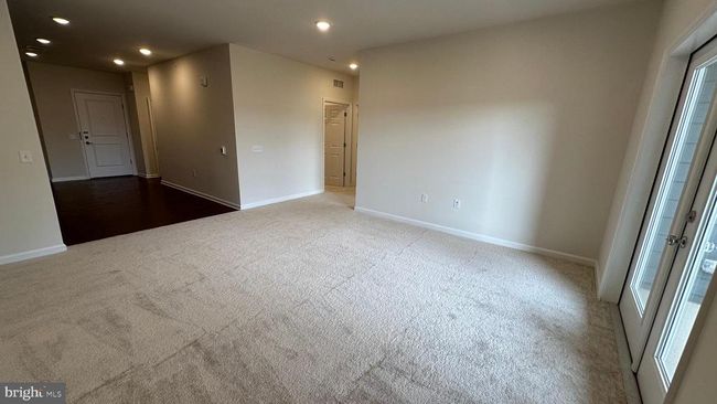 405 - 1 Culvert Dr, Condo with 2 bedrooms, 1 bathrooms and null parking in WEST WINDSOR NJ | Image 26