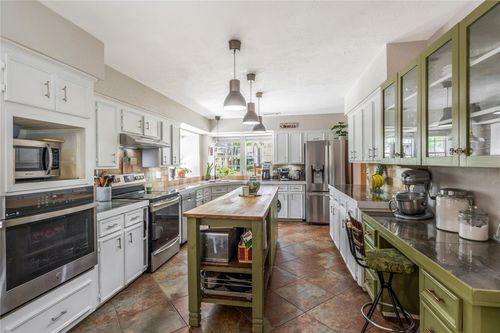 6411 Northway Dr, Spring, TX, 77389-5204 | Card Image