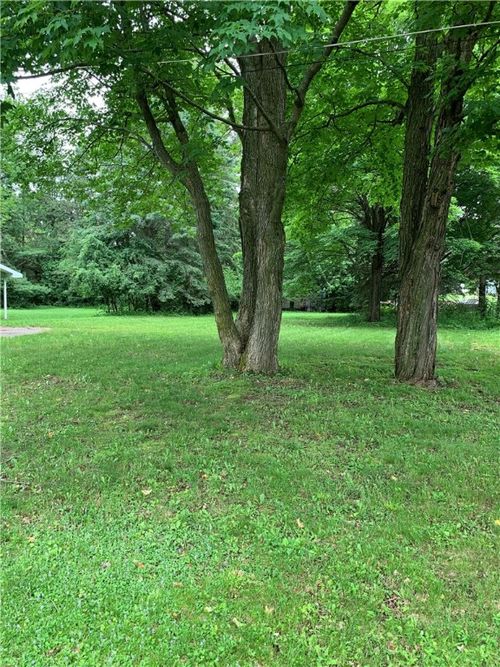 498 Avery Ave, Park Falls, WI, 54552-1407 | Card Image