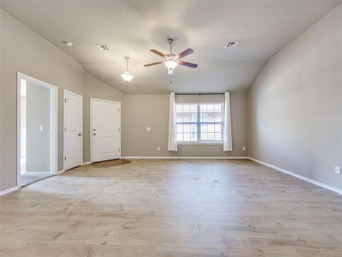 2317 Nw 198th St, Edmond, OK, 73012-5220 | Card Image