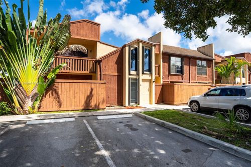 22-6211 Sw 116th Pl, Miami, FL, 33173-4790 | Card Image