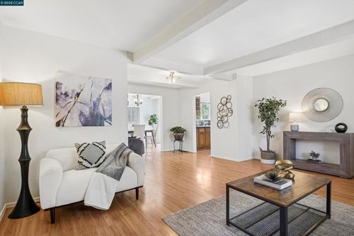 2838 Loma Vista Ave, Concord, CA, 94520-5414 | Card Image