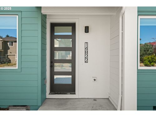 4-14822 Ne Couch St, Portland, OR, 97230-4868 | Card Image