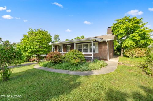 1141 Sanders Rd, Knoxville, TN, 37923-2036 | Card Image