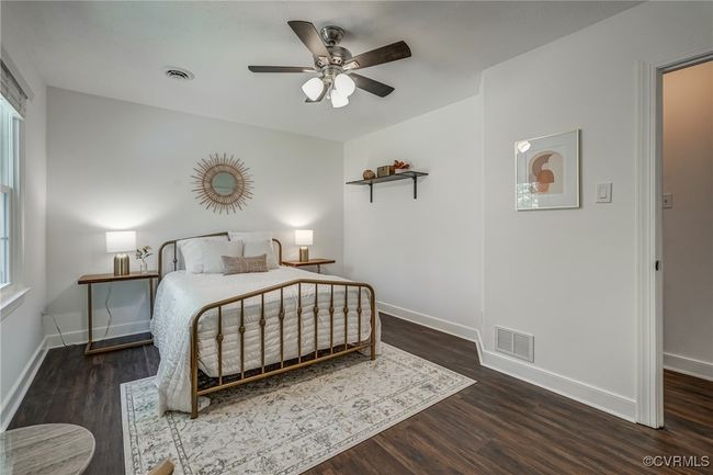 Double closet | Image 37