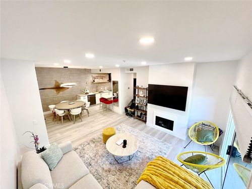 apt-1607-2960 Champion Way, Tustin, CA, 92782-1231 | Card Image