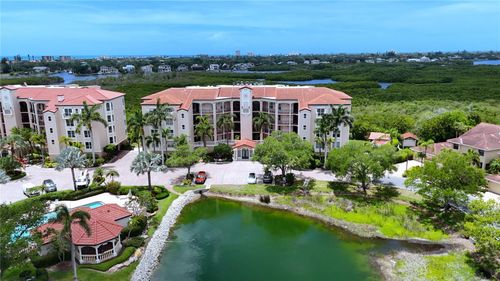 206-5420 Eagles Point Cir, SARASOTA, FL, 34231-9116 | Card Image
