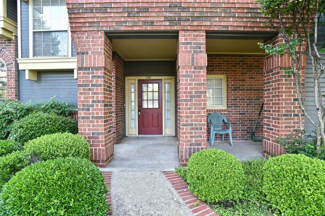 148 Cobblestone Row, House other with 3 bedrooms, 3 bathrooms and null parking in Denton TX | Image 5