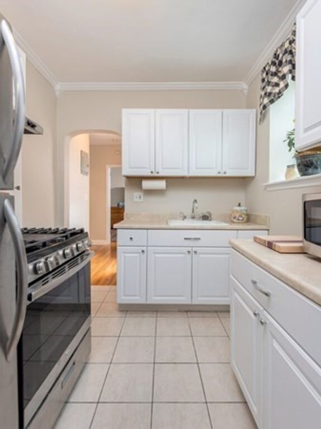 APT-2 - 60 Elm St, Condo with 1 bedrooms, 1 bathrooms and 1 parking in Worcester MA | Image 9