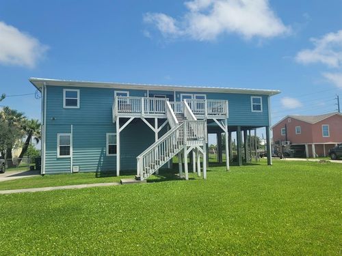 3527 9 Mile Rd, Galveston, TX, 77554-9546 | Card Image