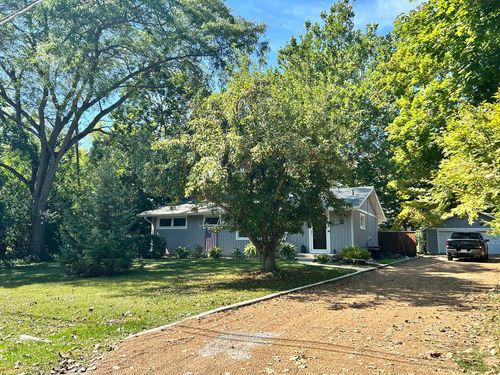 2300 Highmoor Rd, Highland Park, IL, 60035-1704 | Card Image